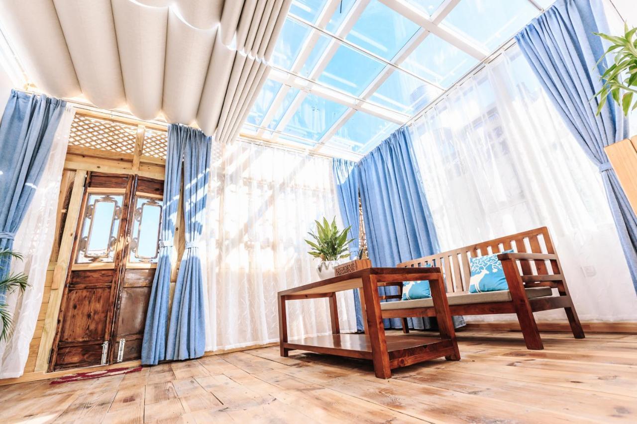 Summer Flowers Inn 다리 외부 사진